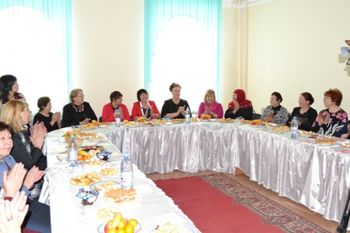 В первый праздник весны