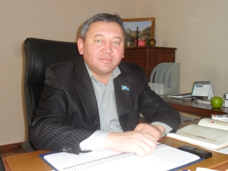 ХАЛЫҚ СЕНІМІНЕ ИЕ БОЛУ – АБЫРОЙ