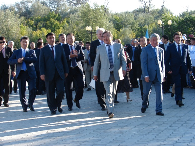 За мир, свободный от ядерного оружия