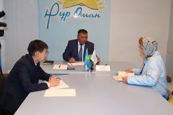 По обращениям населения