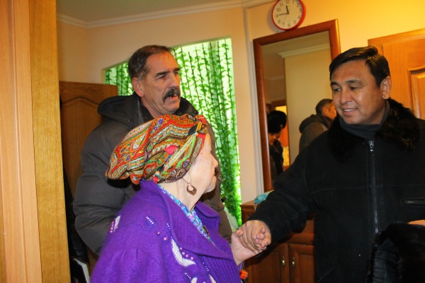 Вести разъяснительную работу