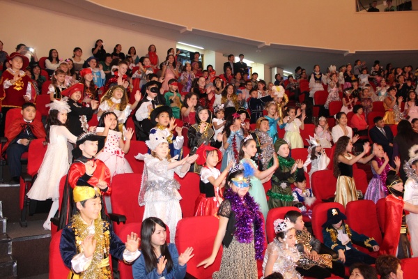 «И вот она, нарядная, на праздник к нам пришла!»