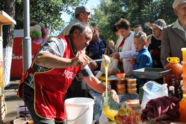 Первый Спас меду припас
