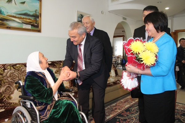 «Не забывать о старшем поколении…»