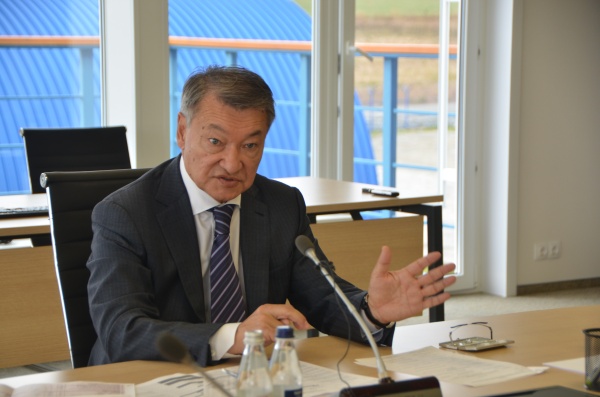 Наращивая объемы производства – обеспечивая рост экономики. Тезисы отчета акима области Д.К. Ахметова перед населением Восточного Казахстана