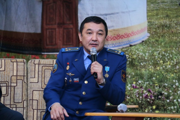 Покоривший просторы Вселенной