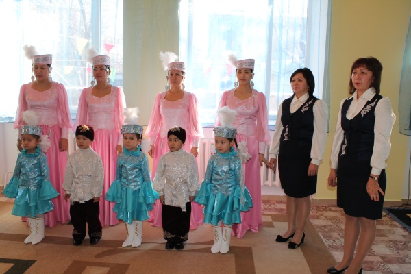 Дети, в садик собирайтесь