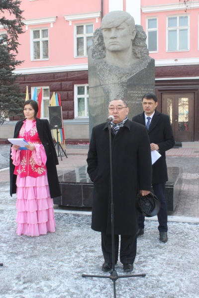 Помнить о герое