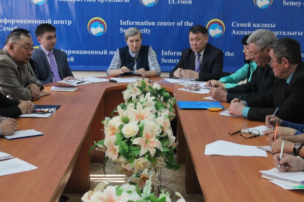 Работать в рамках концепции