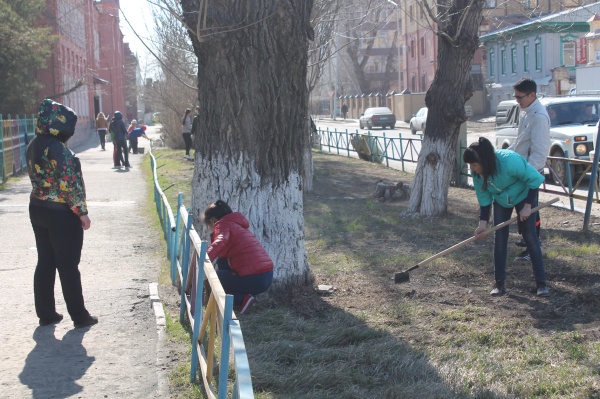 Организованно — на уборку улиц!