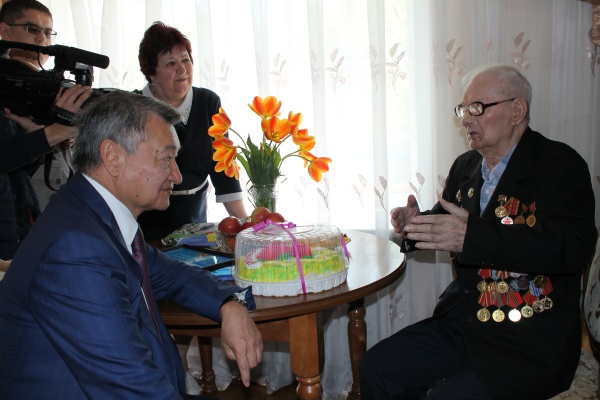 С благодарностью к ветеранам