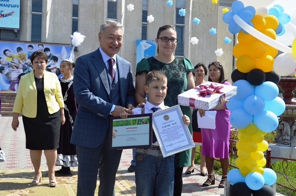 Поздравления юным семейчанам