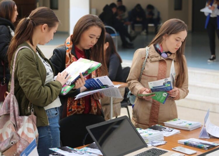 Ярмарка вакансий для выпускников вузов