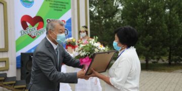 Почести для предпринимателей-добровольцев