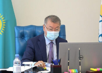 Развивать города и районы