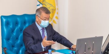 Работать честно и ответственно