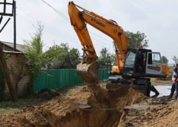 Обеспечить села водой