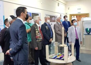 Мирный потенциал атома