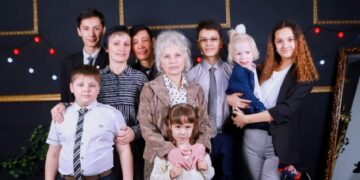 Все начинается с семьи