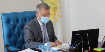 Развивать экономику и инфраструктуру