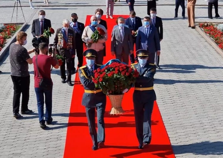 Вновь на мирной акции