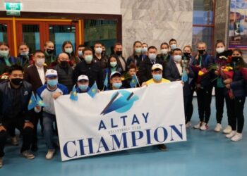 Встретили чемпионок Азии