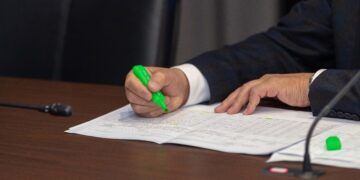 Обучить учителей