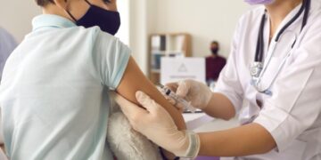 Вакцинация детей против covid-19: алгоритм и условия