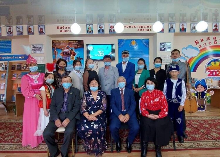 Способствовать творчеству молодежи