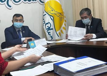 На личном примере и трудовом опыте