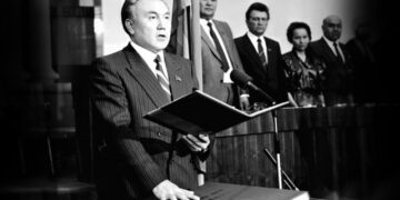 Первые шаги суверенного государства