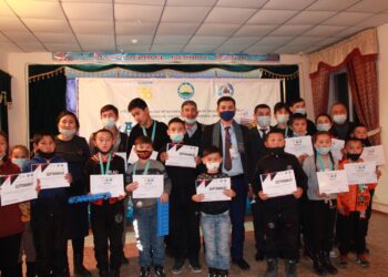 Поддержать молодых и перспективных