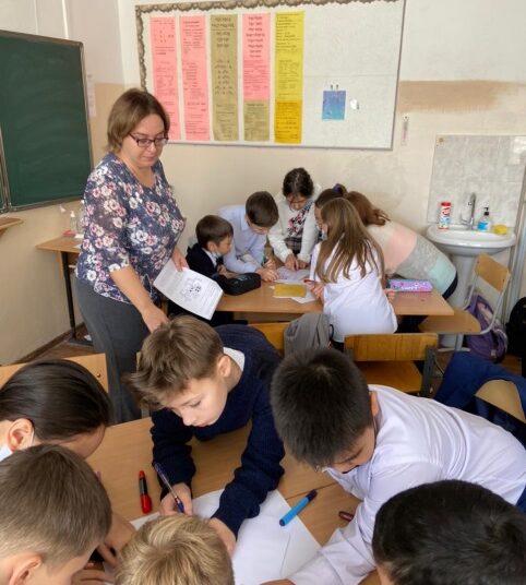 Учителя переходят в соцсети