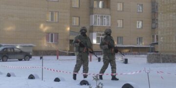 В режиме чрезвычайного положения