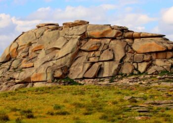 Делбегетей или Драконовы горы