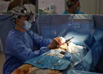 Излечить две болезни одной операцией