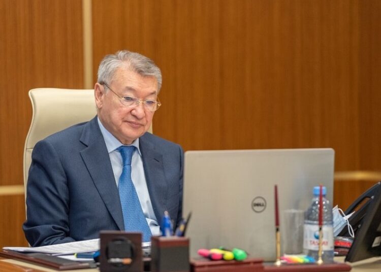 Укрепляя экономику