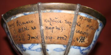 Ценные экспонаты в закромах музея