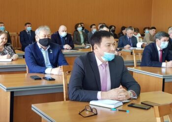 Стать ближе к народу