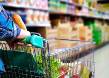 Опустеют ли полки магазинов?