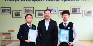 «Ғұмыр» - победитель дебатного турнира