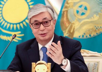 За строкой Послания