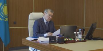 Под пристальным вниманием