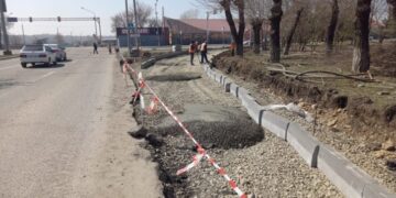 «Вот, новый поворот, и мотор ревет…»