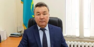 «Служить народу, а не избранным»