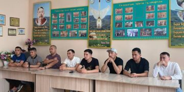 Лучший борец среди деятелей культуры?