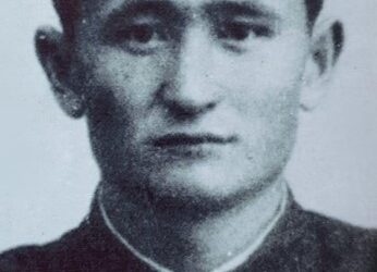 Встретить героя в жизни обычной 