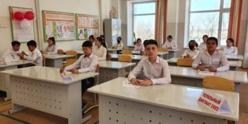 Тотальный диктант: есть грамотные?