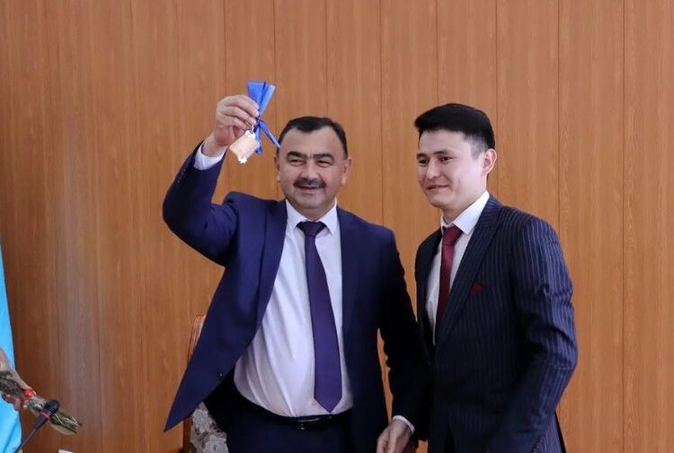 За тяжкий и упорный труд