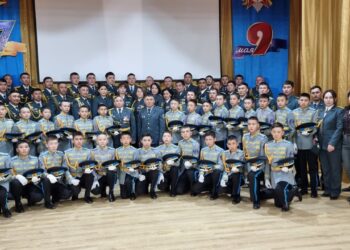 Слава доблестным войскам!
